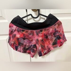 Lululemon Athletica Pink and Black Geometric Shorts in size 2
